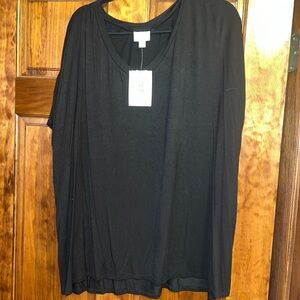 LuLaRoe Lisa Black Relaxed Fit